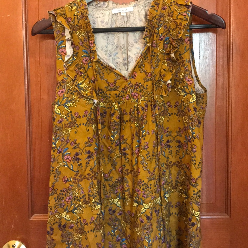 Dark floral blouse xs, from Pleione.  Near new!